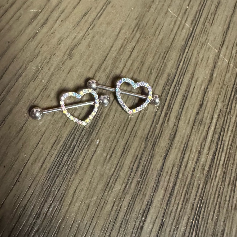 Heart-Shaped titanium piercing bars